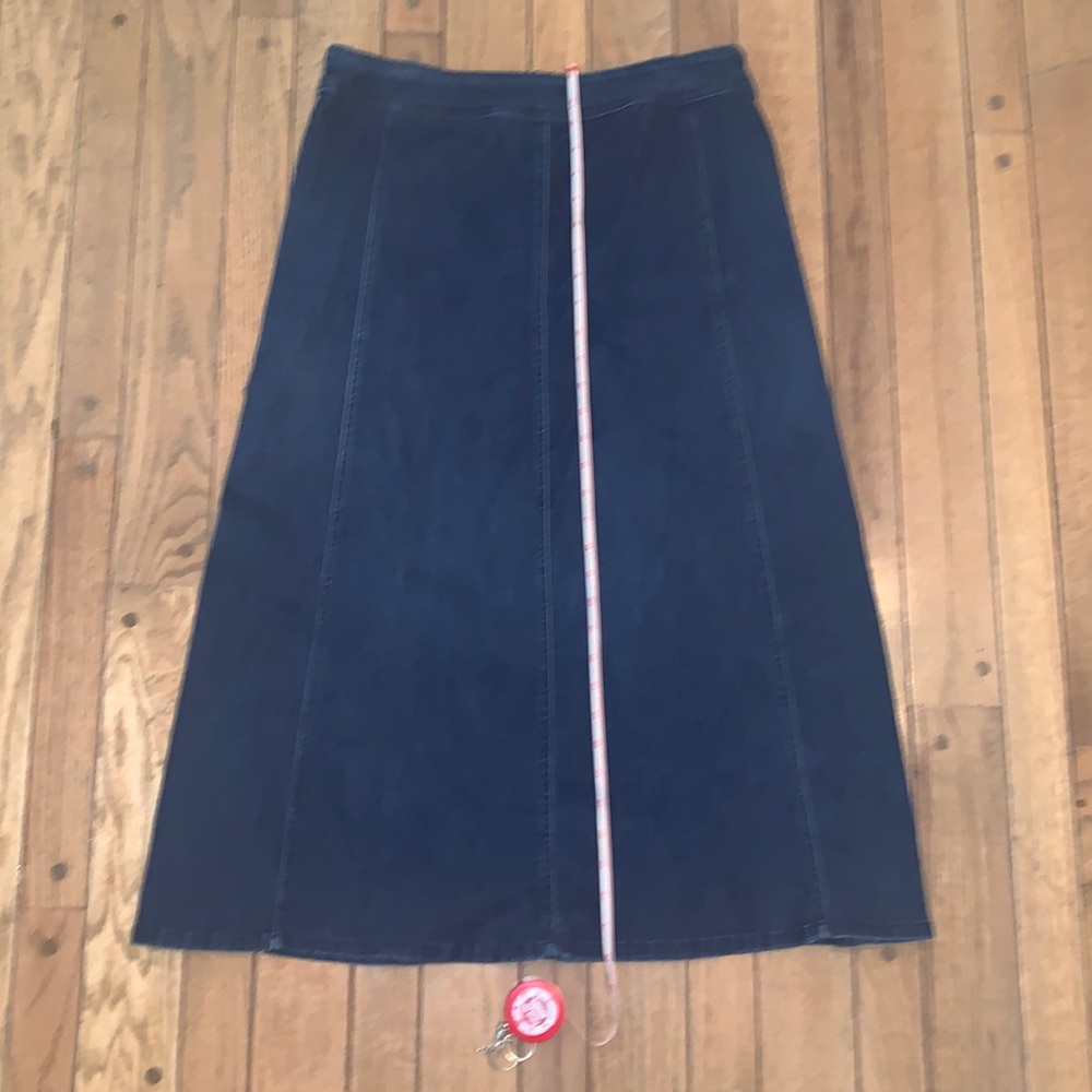 Christopher & Banks size 8 blue jean skirt